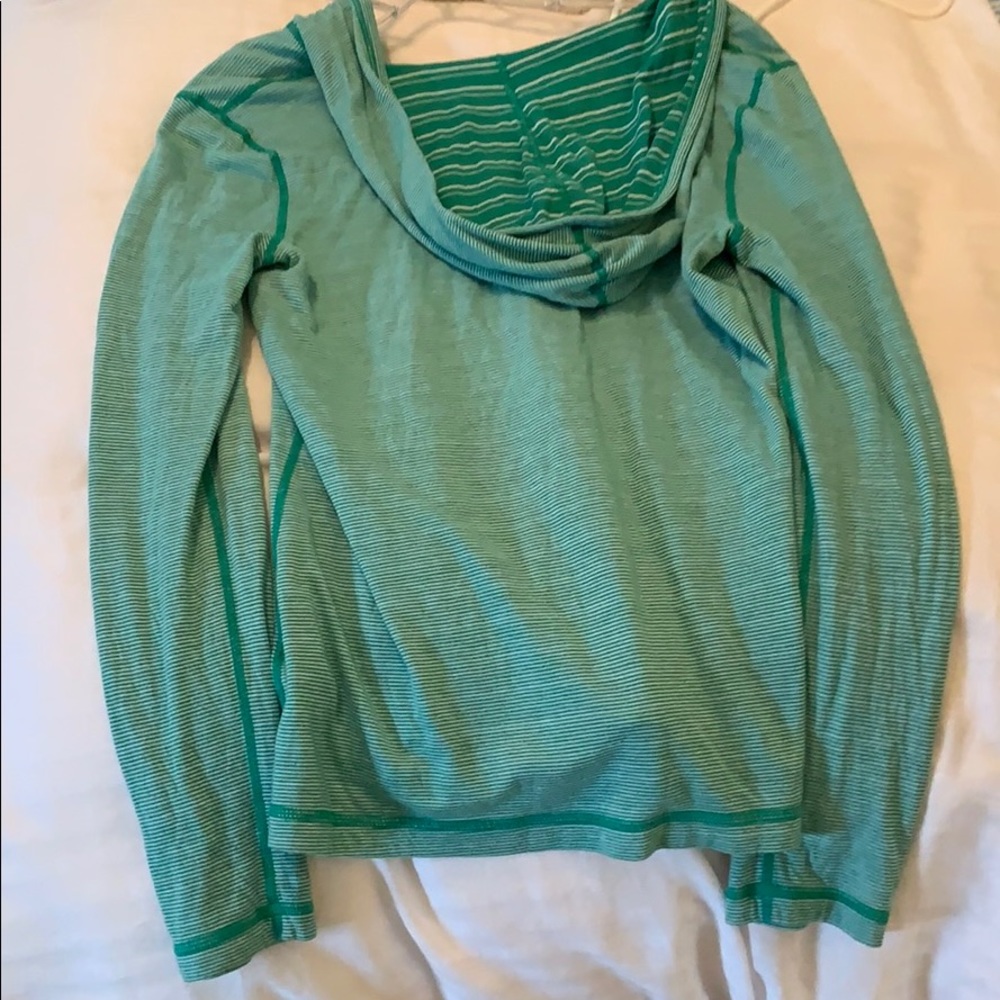 Light pullover - Picture 2 of 2